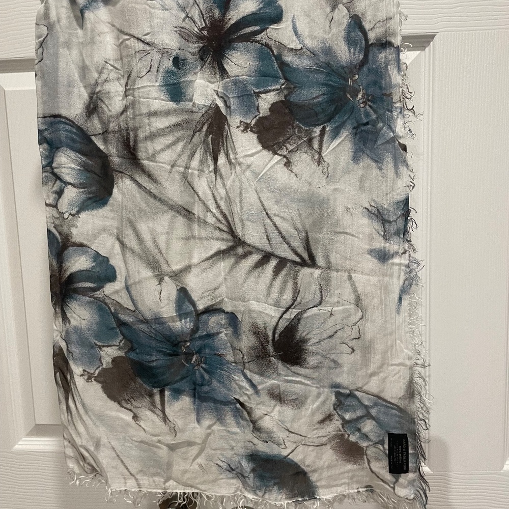 Nardi & Tagliaferri Made in Italy Floral Scarf Wrap Shaw